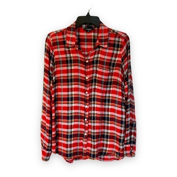 LUCKY BRAND, LONG SLEEVE, RED PLAID, BUTTON DOWN SHIRT.  100% RAYON. SIZE M. - Picture 1 of 6